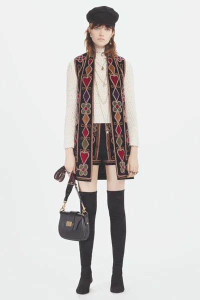 Look 24